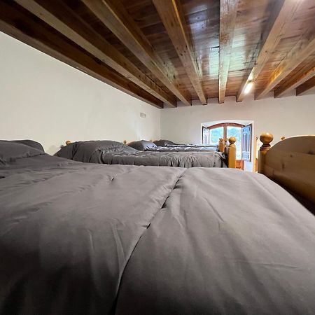 Albergue Pinares - La Casona De Revenga Regumiel de la Sierra ภายนอก รูปภาพ