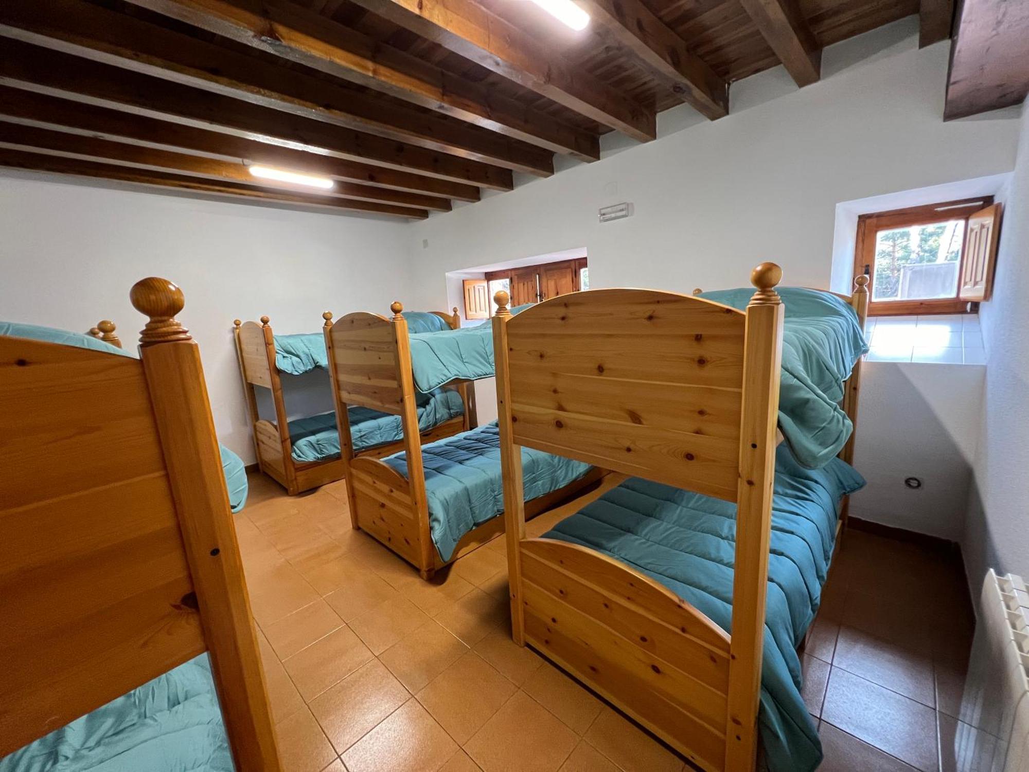Albergue Pinares - La Casona De Revenga Regumiel de la Sierra ภายนอก รูปภาพ