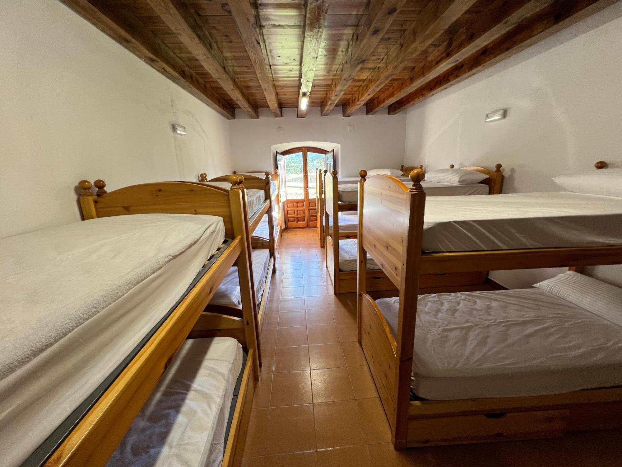 Albergue Pinares - La Casona De Revenga Regumiel de la Sierra ภายนอก รูปภาพ
